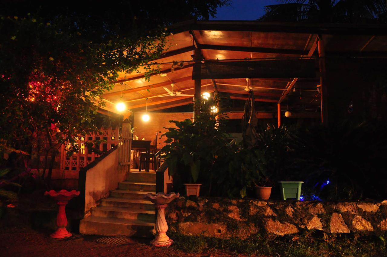 Mama'S Place Мирисса Экстерьер фото